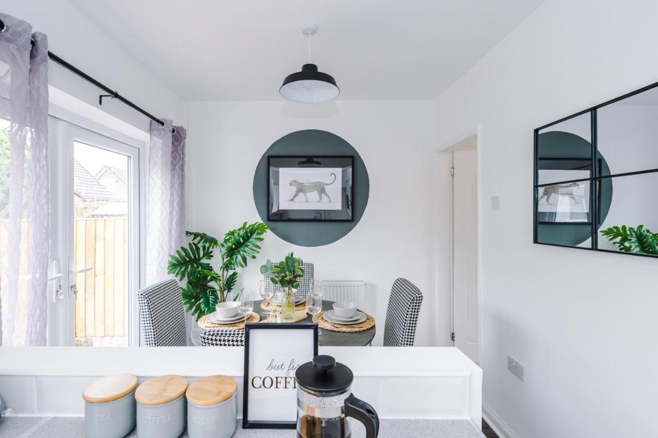 Welcoming 3 Bed Home, 10 Mins From Chester Races And Zoo Saughall Εξωτερικό φωτογραφία