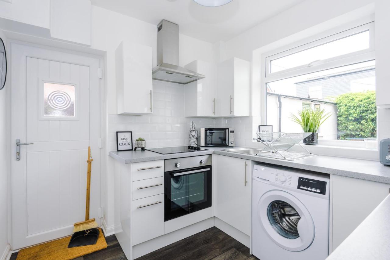 Welcoming 3 Bed Home, 10 Mins From Chester Races And Zoo Saughall Εξωτερικό φωτογραφία