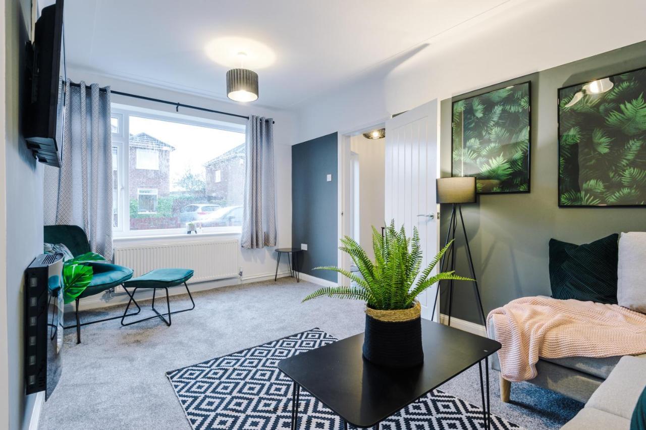 Welcoming 3 Bed Home, 10 Mins From Chester Races And Zoo Saughall Εξωτερικό φωτογραφία